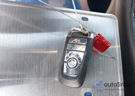 2021 Lincoln Aviator Reserve from USA, damaged, VIN 5LM5J7WC0MGL00852